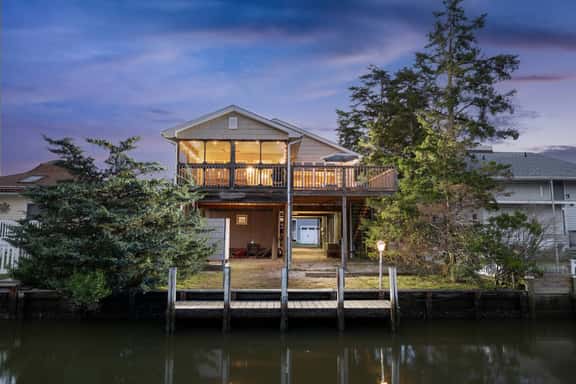 Waterfront Retreat with Kayaks, Deck, Views! - Image 1